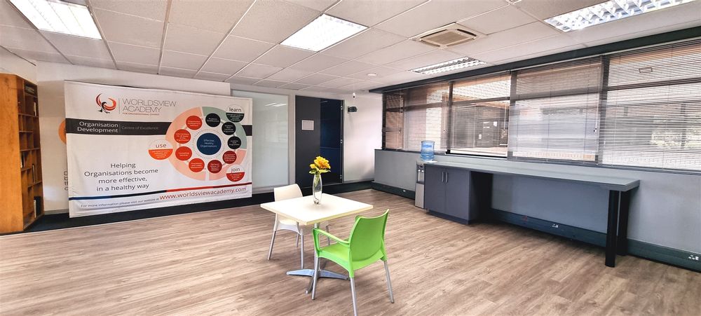 150 Kelvin Drive-Woodmead-Gallo Manor-Worldsview 1932m² (15)