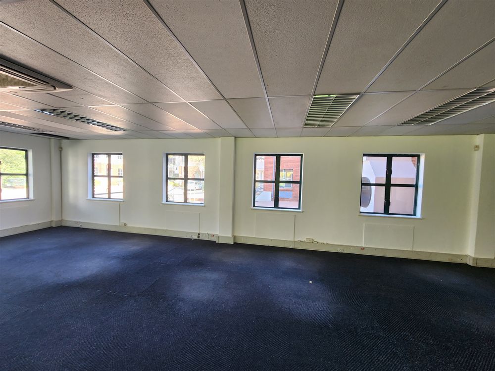 Hyde Park Manor-HydePark-Building 2 Office (1)