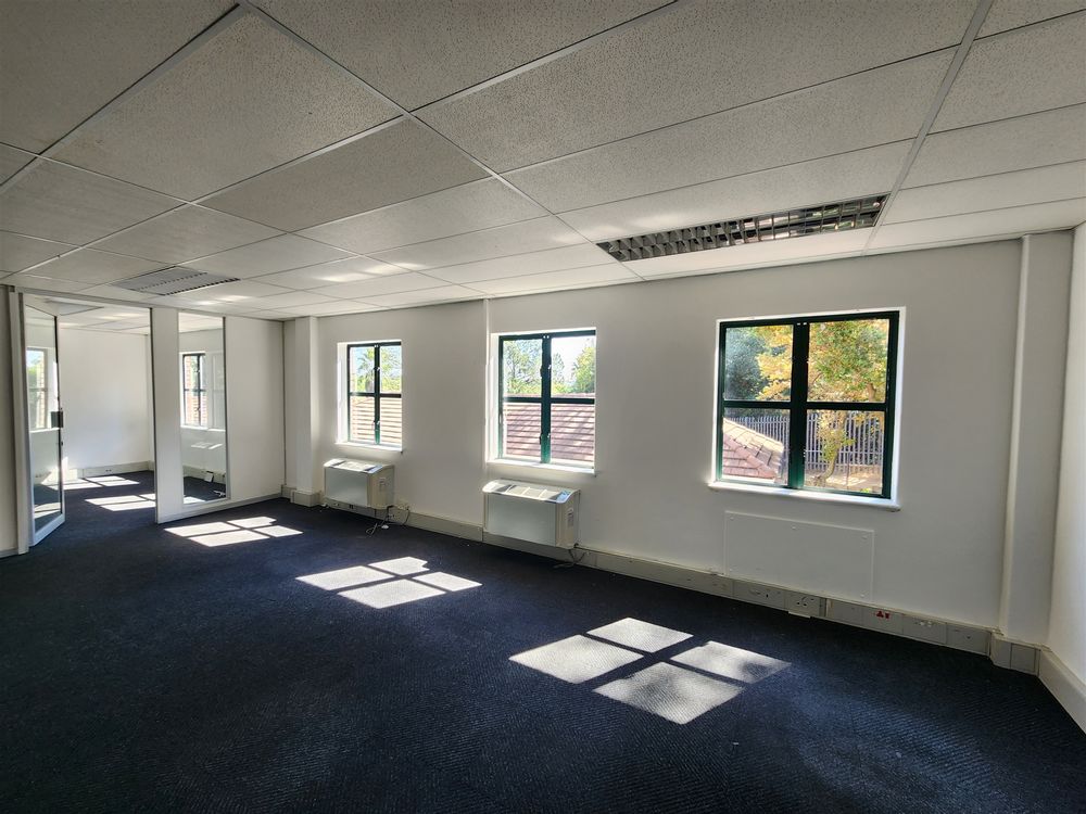 Hyde Park Manor-HydePark-Building 2 Office (3)