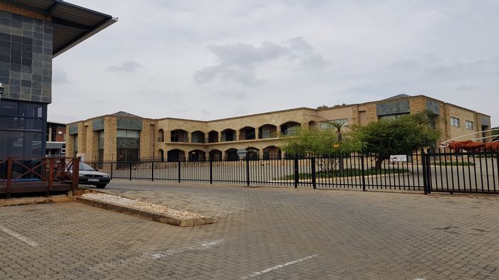 Industrial Property To Rent in Strijdompark: Retail, showroom, offices, and warehousing.