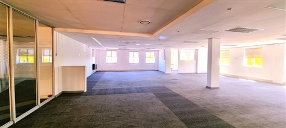 17 Petunia Road-Bryanston-Standalone 2415m² (6