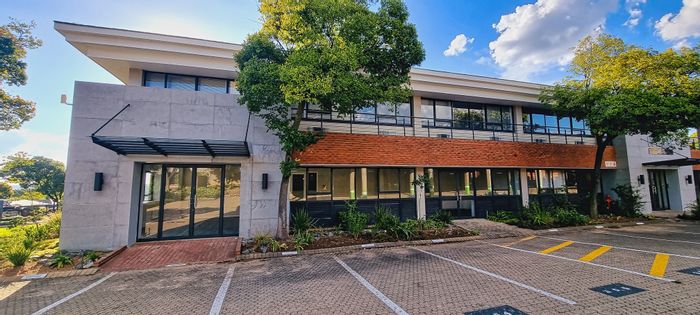 Bryanston Office To Rent: Fitted space, boardroom, canteen, backup power, security.