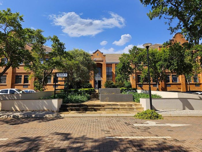 Office To Rent at Boardwalk Manor: Private kitchen, boardroom, 7 offices, great location.