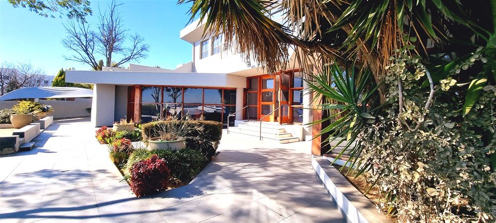 2969 Winnie Mandela Drive-Bryanston-Standalone (13)