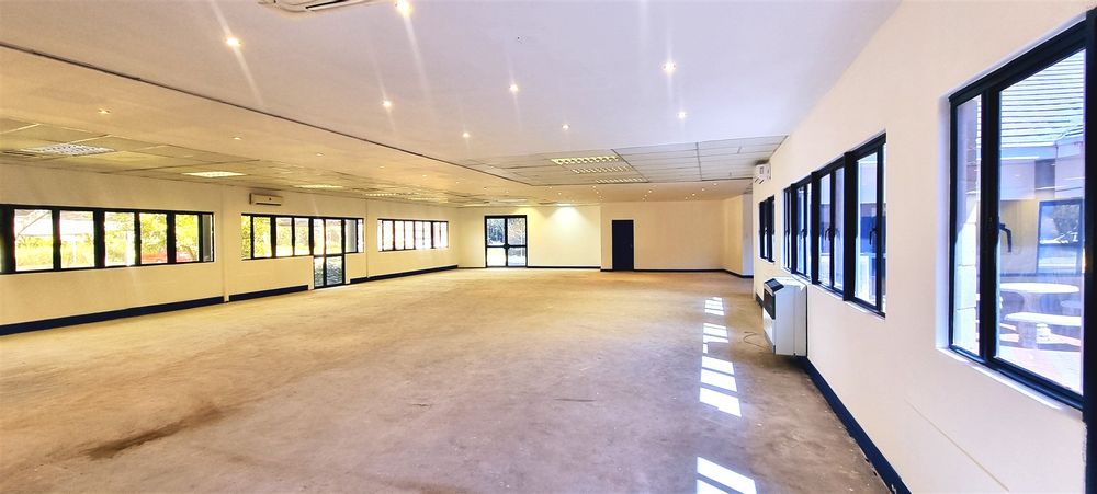 21 Saddle Drive-Woodmead-Grd fl 726m² (8)