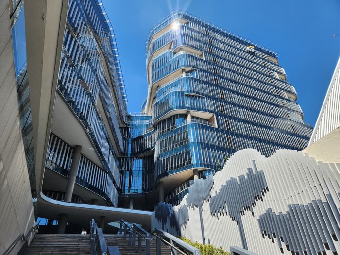 To Rent: 317m² Office in Sandton Central with large balconies and convenient amenities.