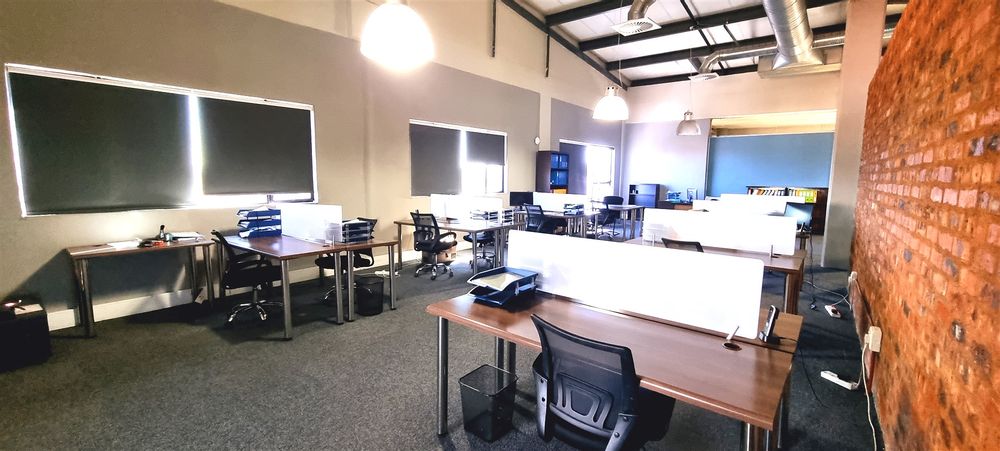 1410 Eglin Crescent-Sunninghill-Suite 703 (14)