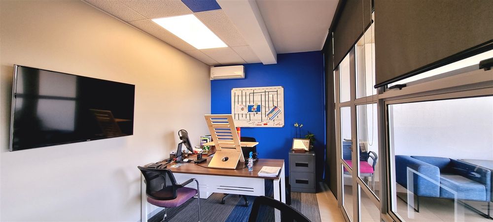 2 Brian Street-Lyme Park-Soleil Building (10)