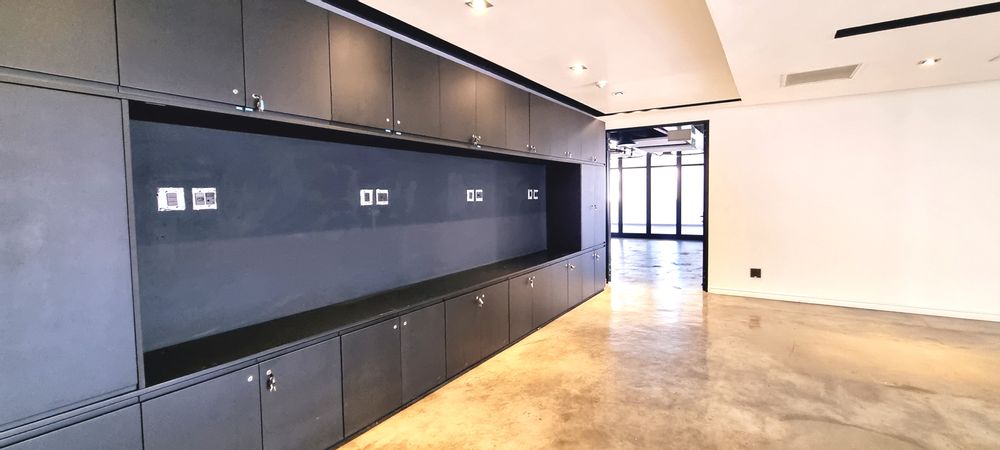 The Main Straight-Bryanston-Block E (11)