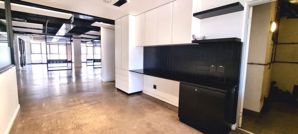 The Main Straight-Bryanston-Block E (4)