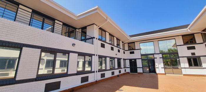 Edenburg Office To Rent: Open floorplan, patios, backup generators, near transport.