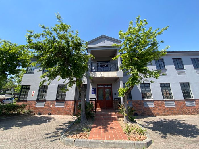Industrial Warehouse To Rent in Halfway House: High power, large doors, secure parking.