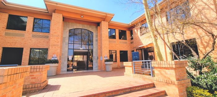 Bryanston Office To Rent: Fitout, boardroom, backup water, generator, negotiable parking.