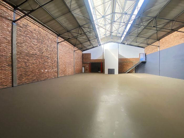 Industrial Warehouse To Rent in Randjespark with 100A power and easy access.