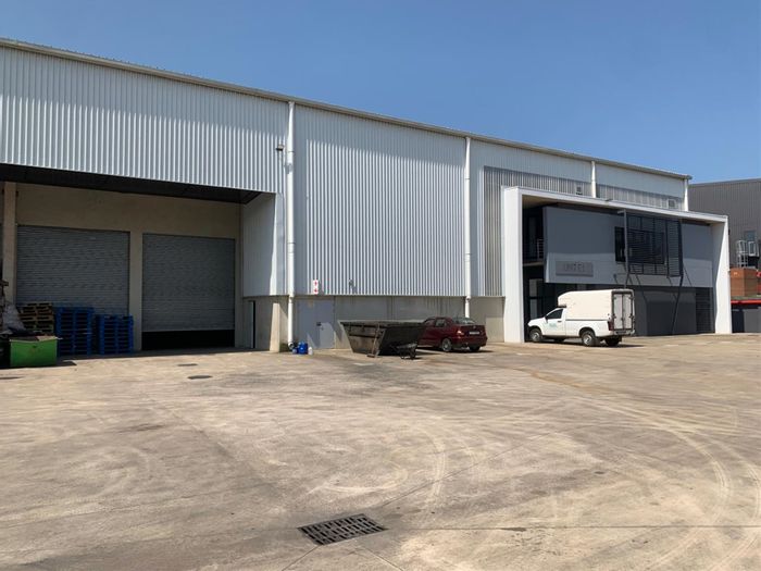 Industrial unit to rent in Mount Edgecombe Central with 24-hour security access.
