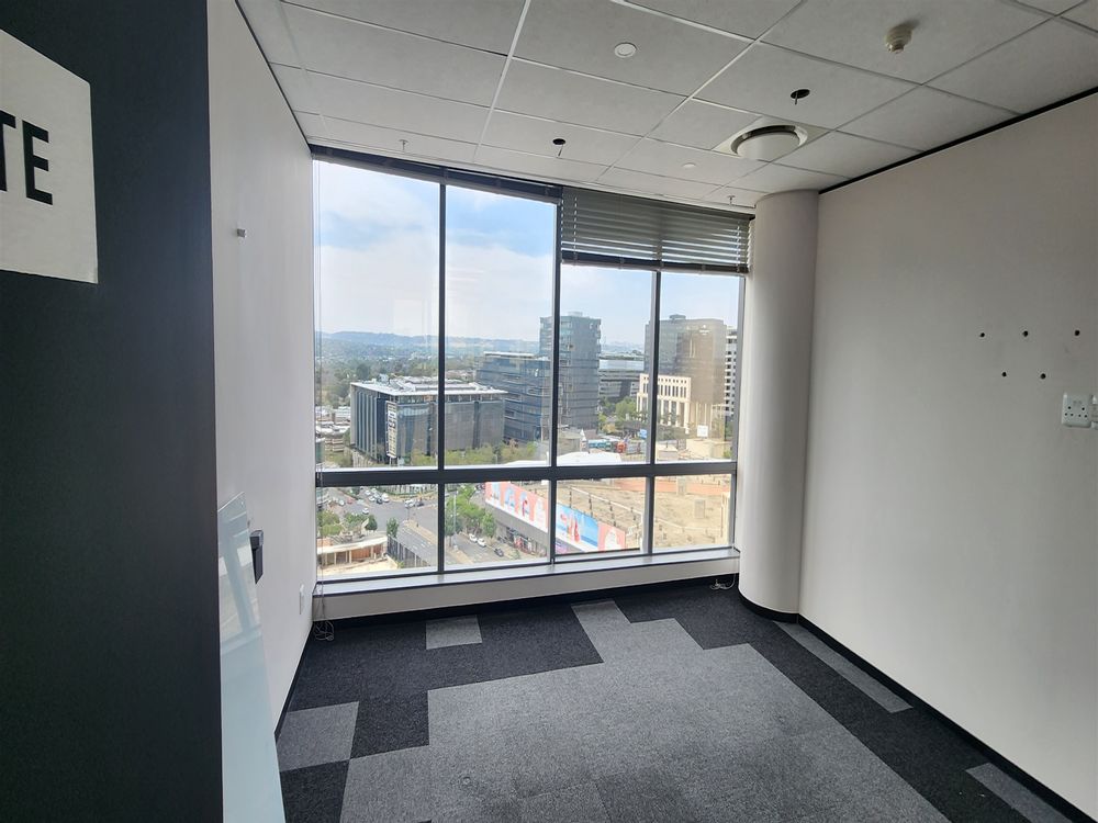 140 West Street, Sandhurst, Sandton F
