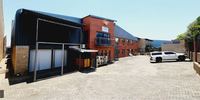 Industrial space to rent in North Riding with ample parking and loading facilities.