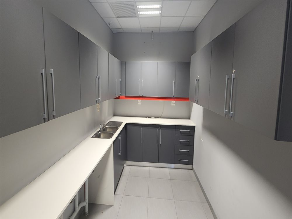 102 Rivonia Road - Sandton - 11th Fl 1160.94m² Kitchen