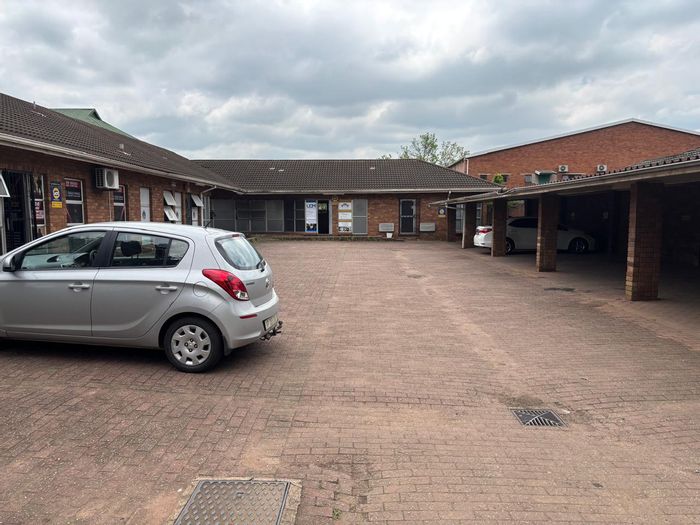55sqm Office To Rent in Pietermaritzburg Central with On-Site Parking.