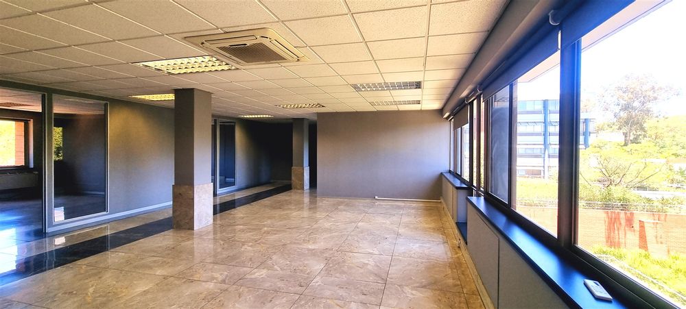 The Woodlands-Woodmead-Building 14 (3)