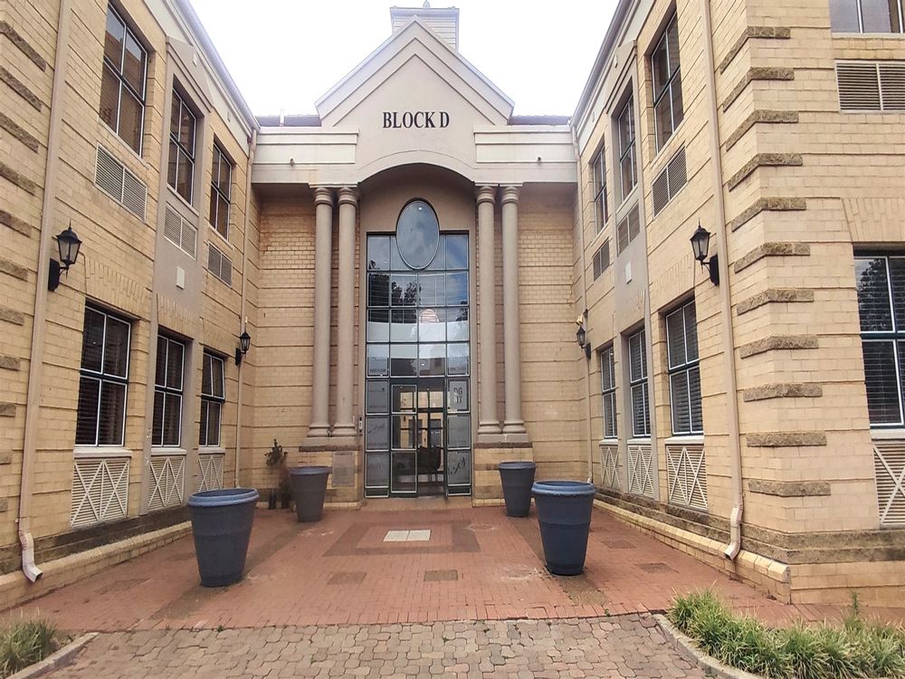 Dunkeld Park-Dunkeld-Johanneburg-Block D Entrance