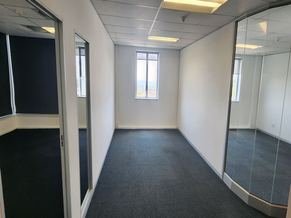 Sandhurst Office Park - Sandton - Block C 2nd Fl 1399m² (5)