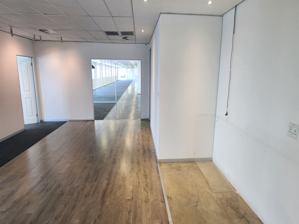 Sandhurst Office Park - Sandton - Block C 2nd Fl 1399m² (4)