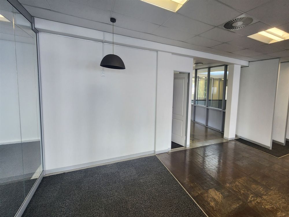 Sandhurst Office Park - Sandton - Block C 2nd Fl 1399m² (9)