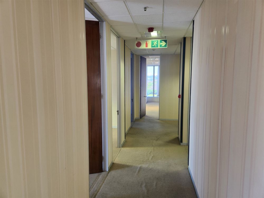 The Mall Offices-Rosebank-6th Fl 1074.02m² (8)