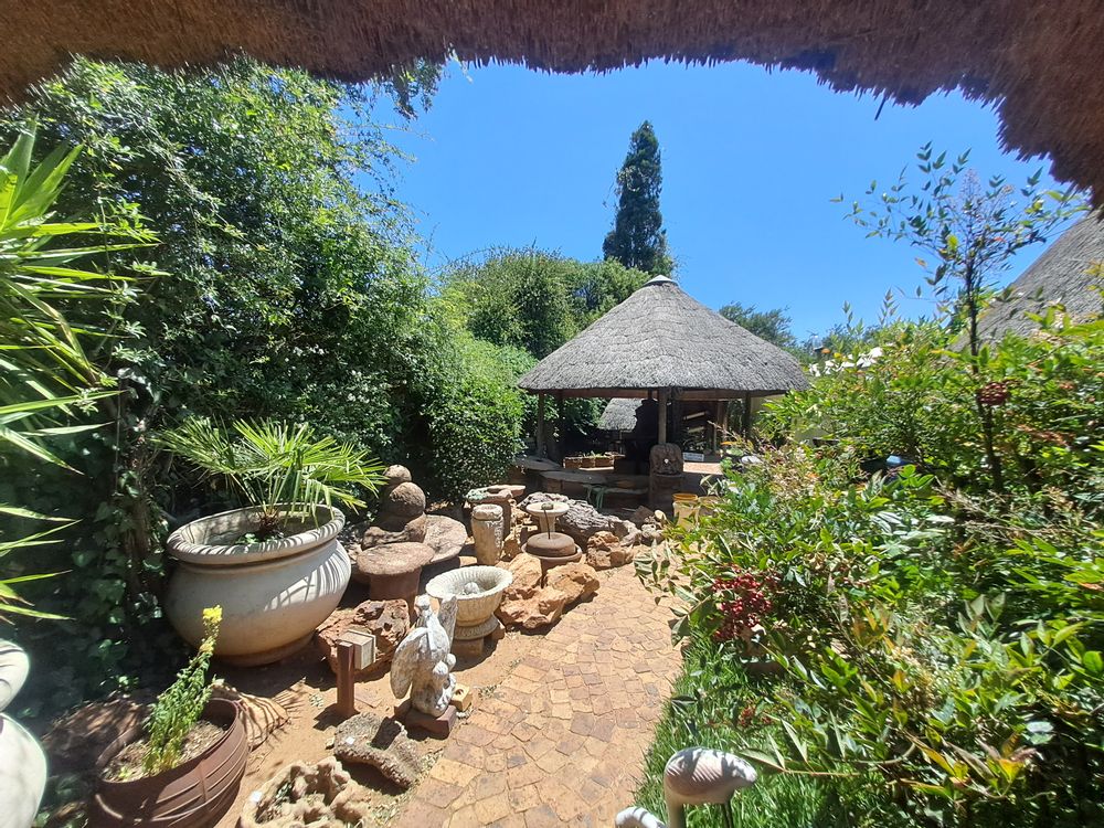 Left side view from entrance