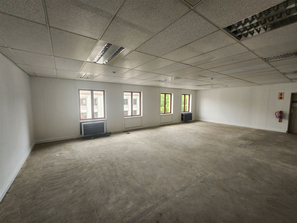 Pinmill Farm - Sandton - Block A 1st fl 1314.12m² (4)