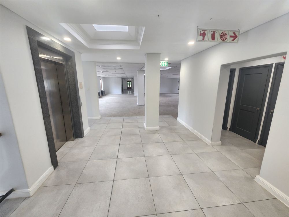 Pinmill Farm - Sandton - Block A 1st fl 1314.12m² (1)