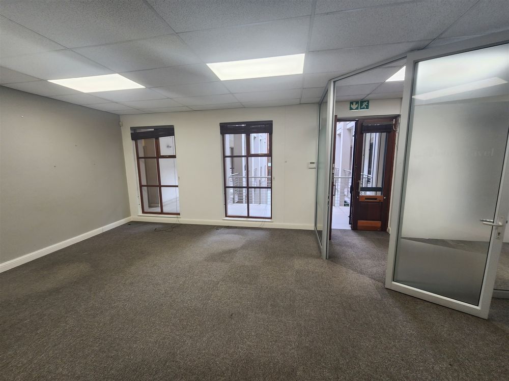 Pinmill Farm - Sandton - Block F gr fl 386.58m² (2)