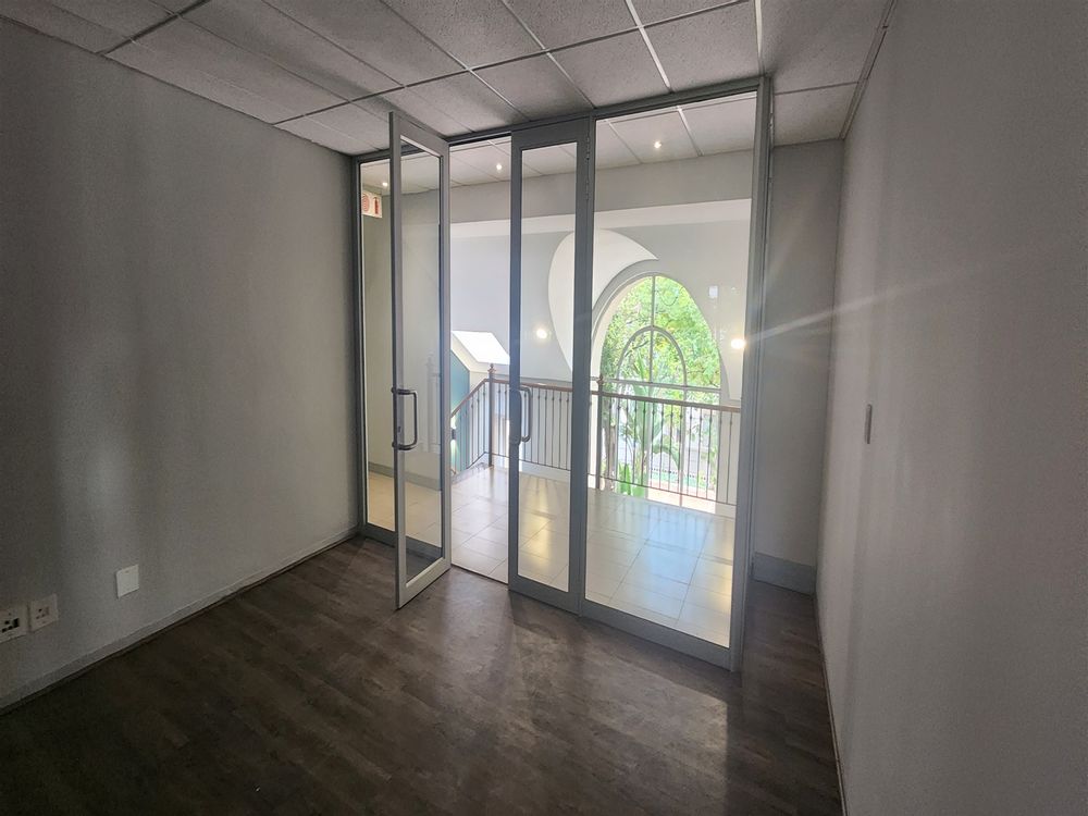 Hunts End Office Park-Wierda Valley-Sandton-The Hunt1stfl 322,59m² (1)
