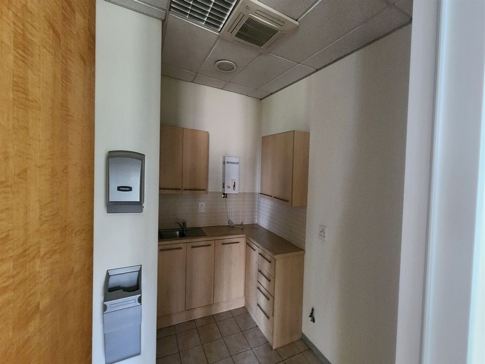 Hunts End - 42 Wierda Road-Wierda Valley 1st Fl 565.21m² (6)