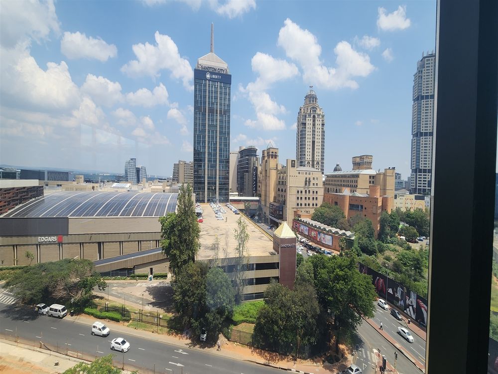 96 Rivonia Road-Sandton-6thfl 1816m² (views)