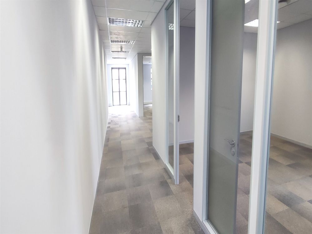 28 Fricker Road - Illovo - First Floor 339.77m² (3)