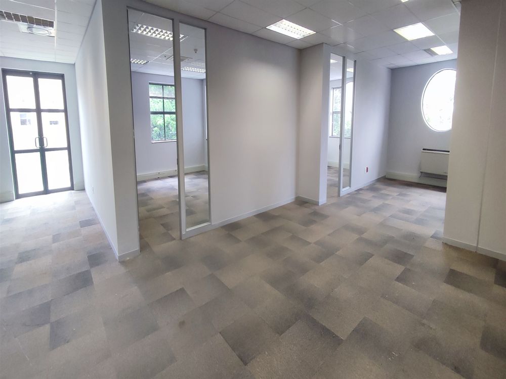 28 Fricker Road - Illovo - First Floor 339.77m² (5)