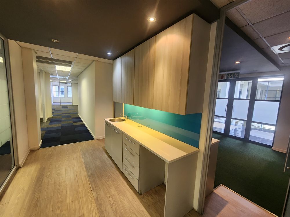 Strathavon 11 - Sandton - Bldg2 - 2ndlf 1310.41m² (8)