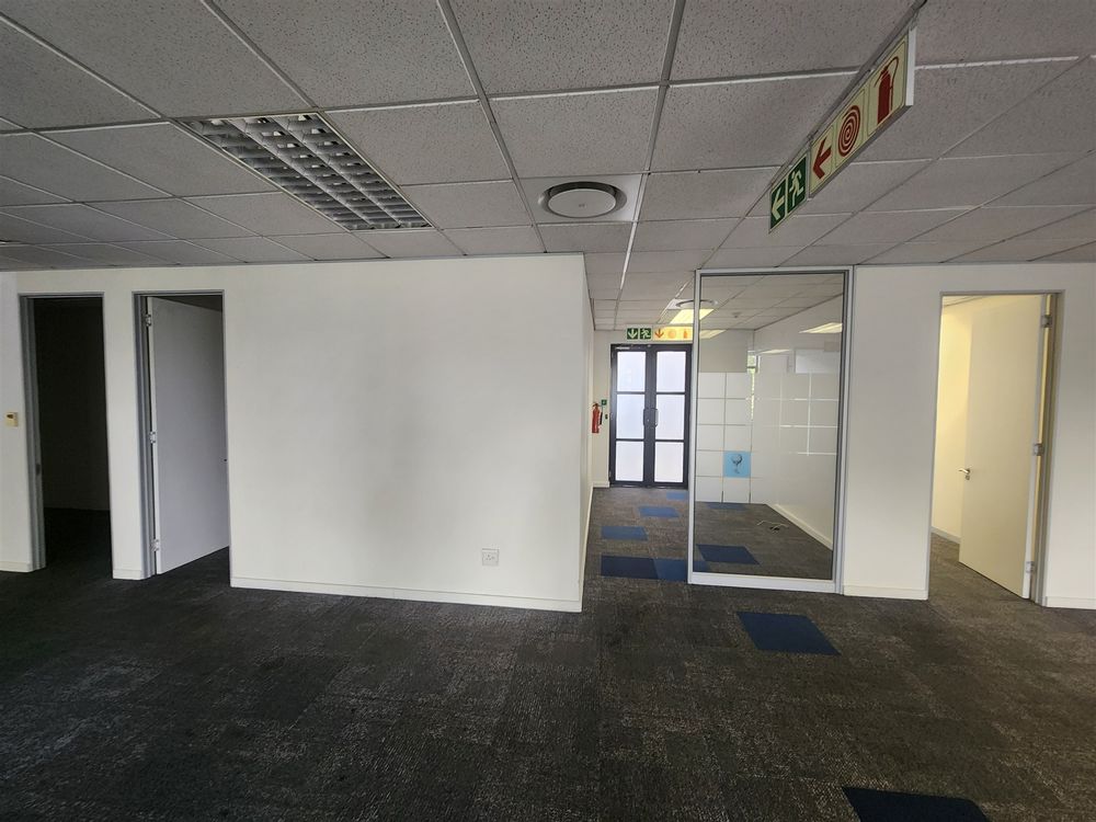 Strathavon 11 - Sandton - Bldg2 - 2ndlf 1310.41m² (7)