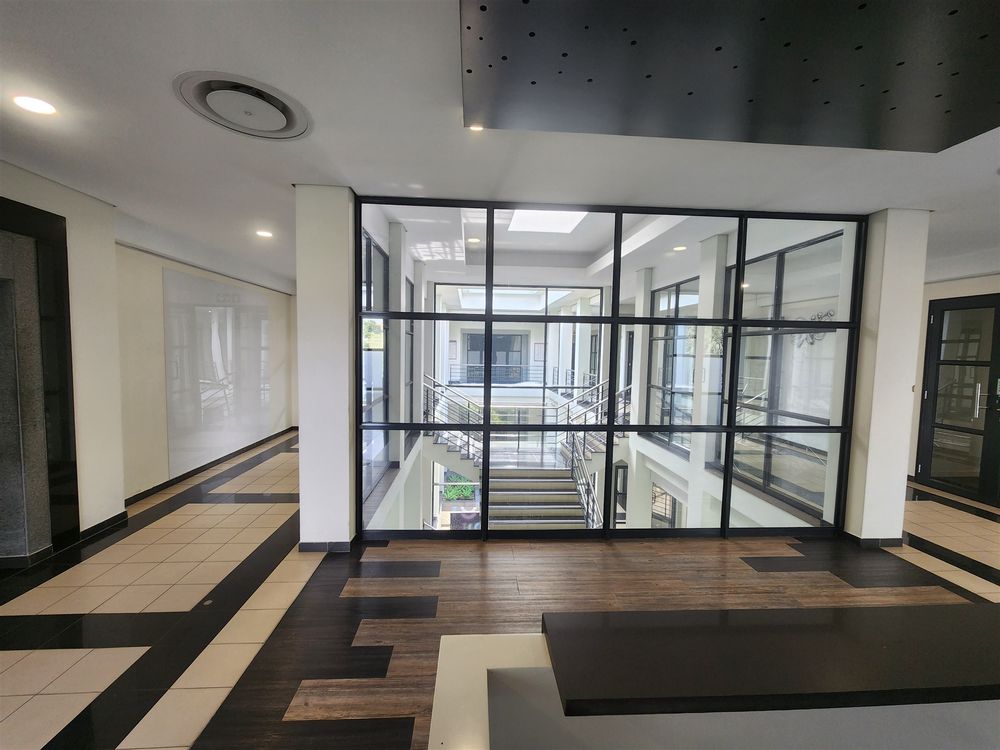Strathavon 11 - Sandton - Bldg2 - 2ndlf 1310.41m² (1)