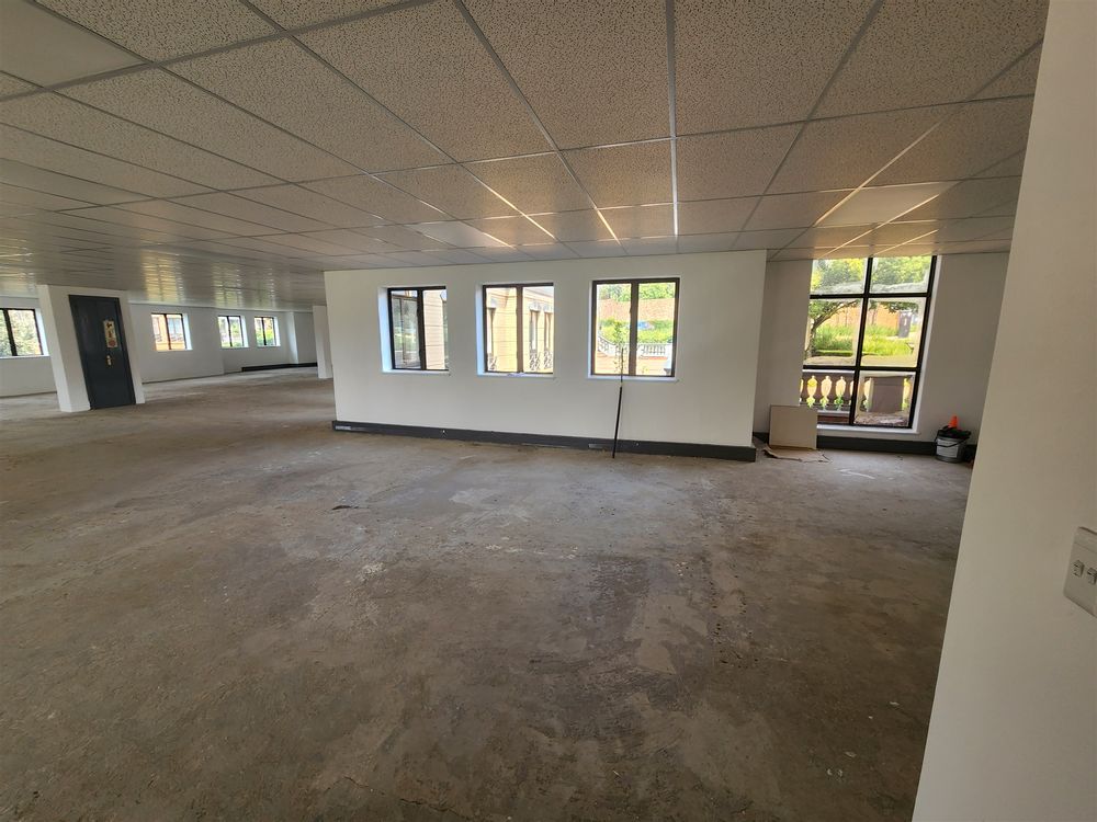 Grayston Ridge Office Park - Sandton - C Gr Fl 480m² (3)