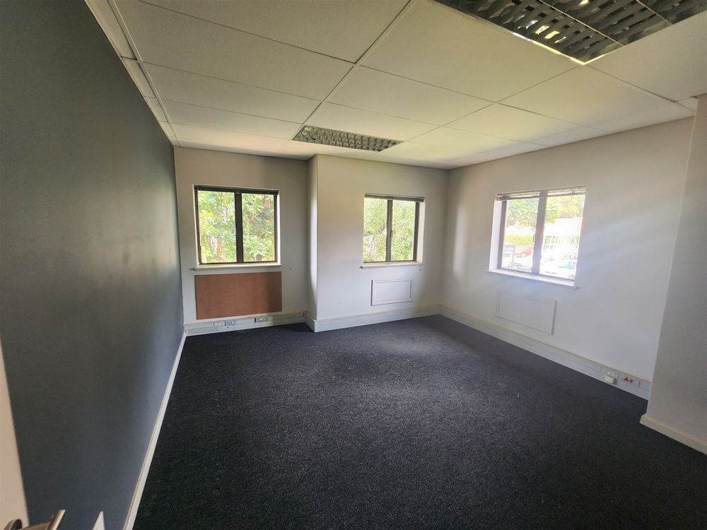 Grayston Ridge Office Park - Sandton - C 1st Fl 604m² (9)