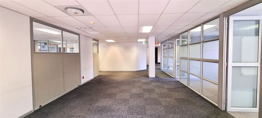 The Woodlands-Woodmead-Building 29 (6)