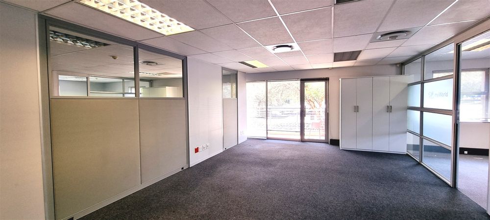 The Woodlands-Woodmead-Building 29 (11)