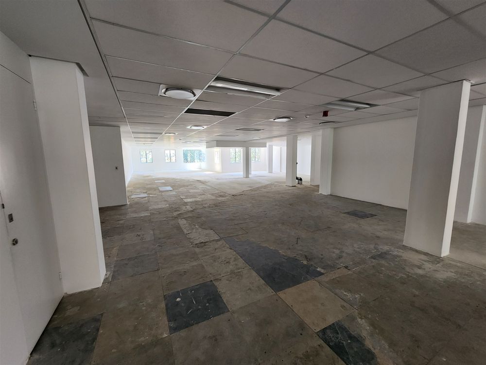 Sandhurst Office Park - Sandton - Block B Grfl 450m²(2)