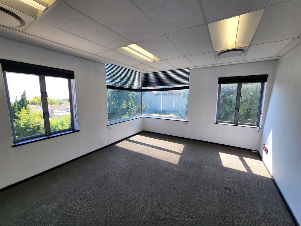 Sandhurst Office Park - Sandton - Block A 1stfl 1099m²(9)