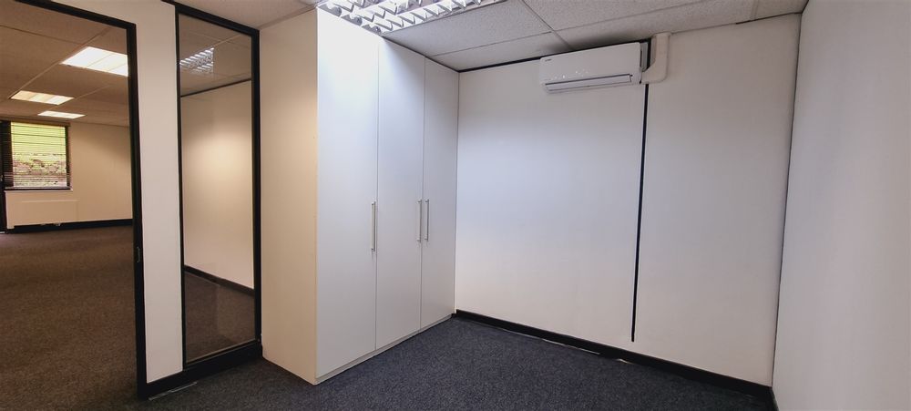 Fairway Office Park-Bryanston-Gleneagles House (12)