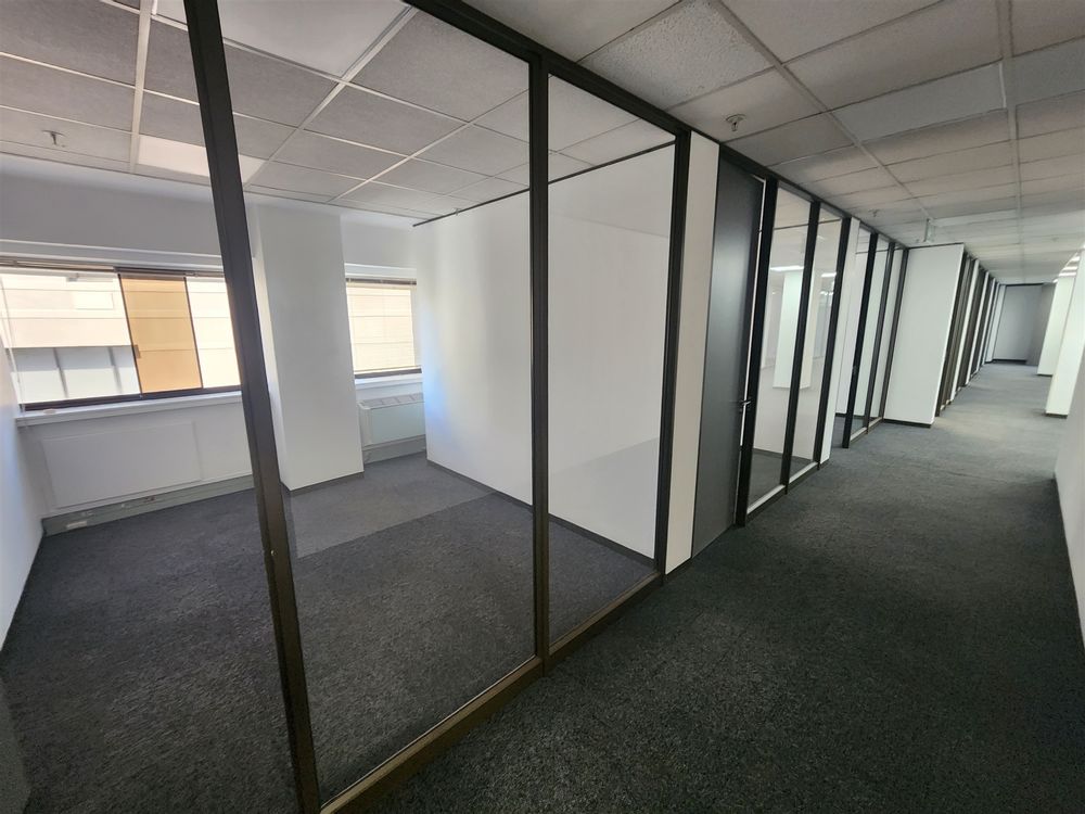 70 Grayston Drive - Sandton - 2nd Fl 682.59m² (8)