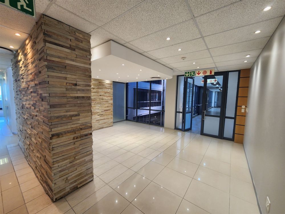 82 Grayston Drive - Sandton - 3rd fl 898.1m² (7)